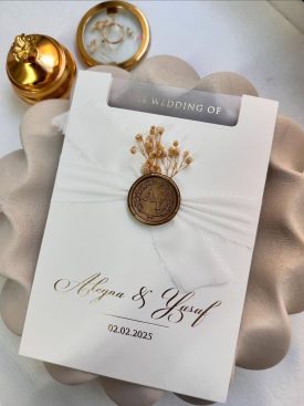 An Elegant Touch: Aleyna & Yusuf Special Design Transparent Invitation